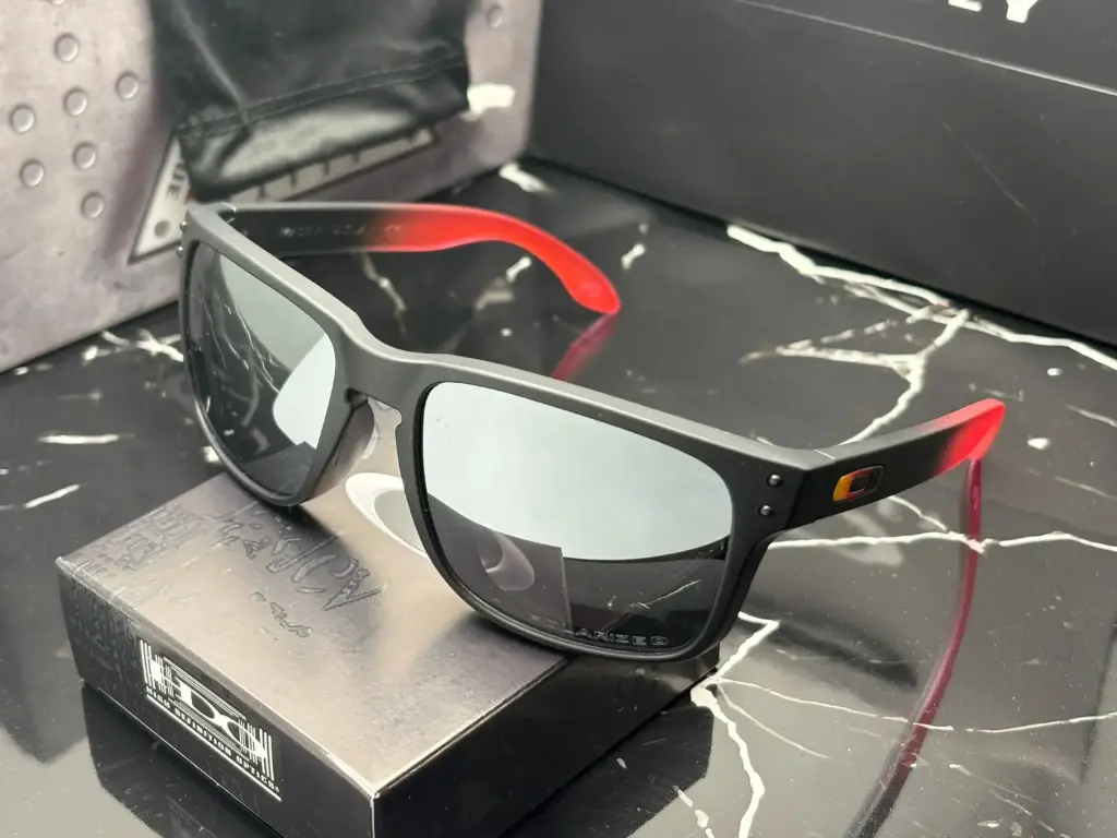 GAFA OAKLEY HOLBROOK AAA