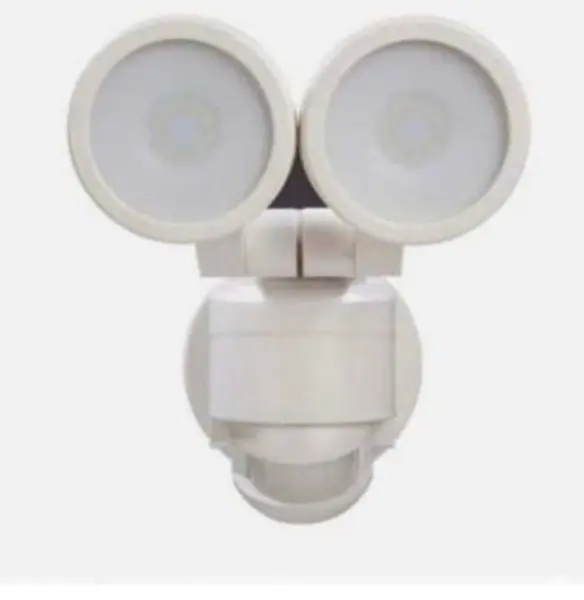 REFLECTOR DE LUZ CON CARGA SOLAR