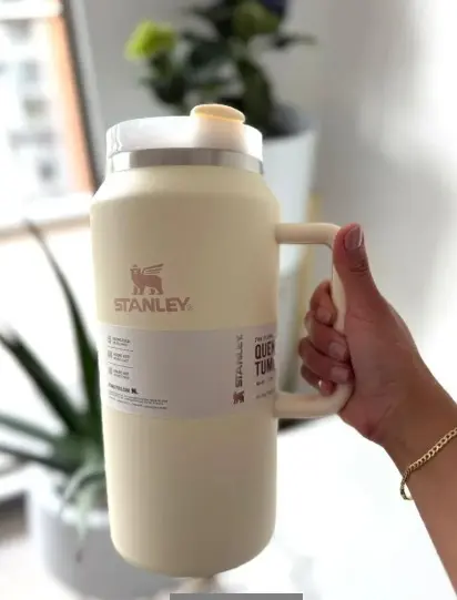 TERMO STANLEY 1.9 LITROS VASO