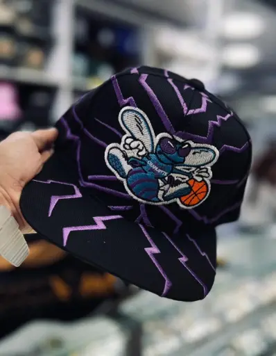GORRA DESTELLOS