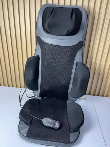 SILLA MASAJEADORA